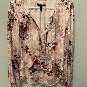 White House Black Market size 14 gorgeous pink and gray floral blouse